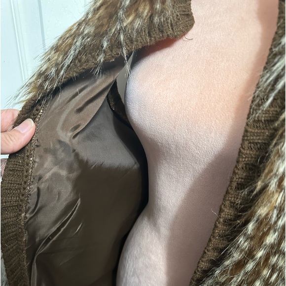 Faux Fur Brown Feathery Vest with Sweater Back. - Picture 11 of 12